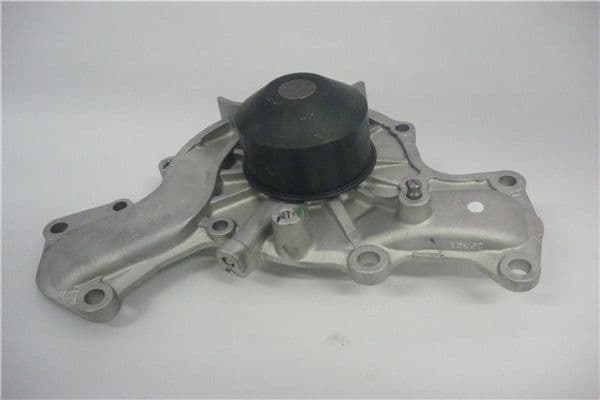 DEVİRDAİM SU POMPASI HYUNDAI GALLOPER 3,0L 6G72 V6 91-03 / SONATA 3,0L G6AT V6 91-98 / MITSUBISHI PAJERO 3,0L 6G72 V6 24v turbo 91-99 — Resim