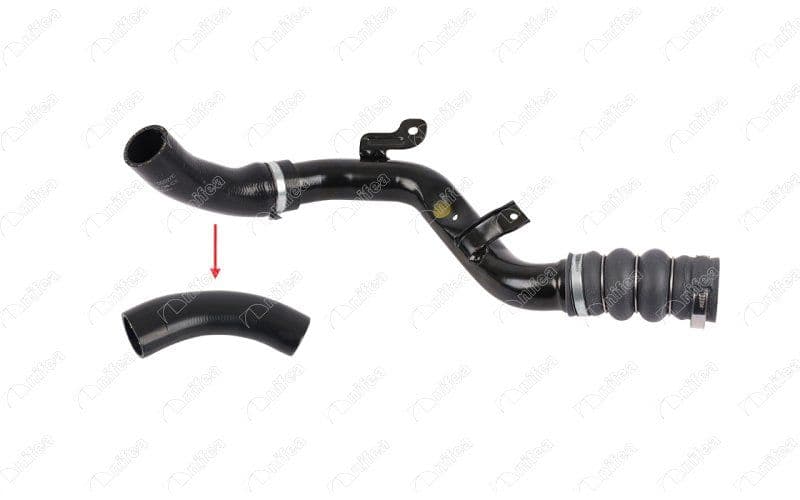Turbo Intercooler Dirsek Hortumu Connect 1.8TDCI 75PS / 90PS 06>13 — Foto