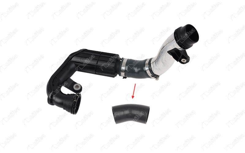 TURBOSARJ HORTUMU SAG UST RENAULT KADJAR 15> MEGANE IV 16> TALISMAN 16> 1.6dCi R9M . MERCEDES C-CLASS OM626 W205 S205 — Foto