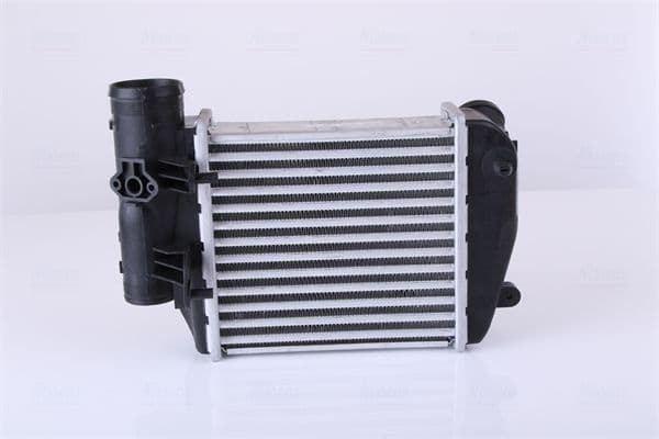 Turbo Radyatoru Audi — Foto