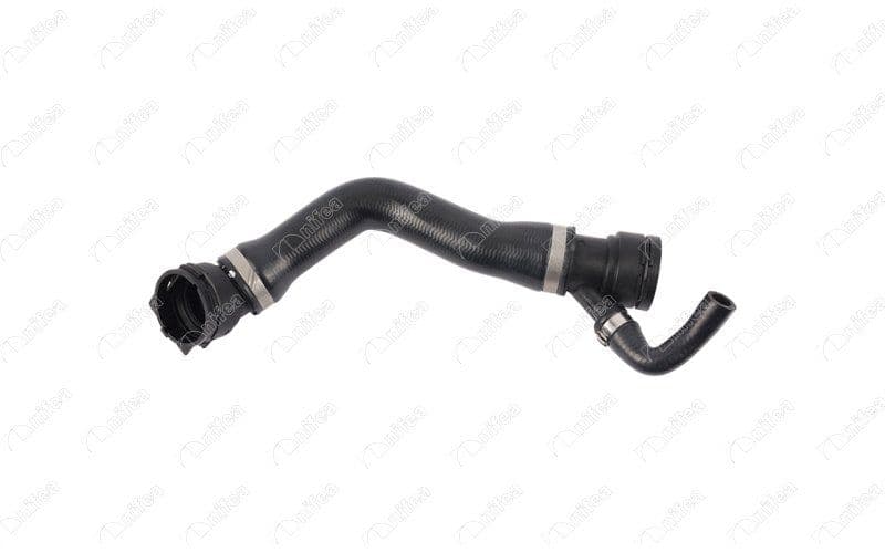 Radyator Hortumu Alt BMW M57N E60 E61 — Foto