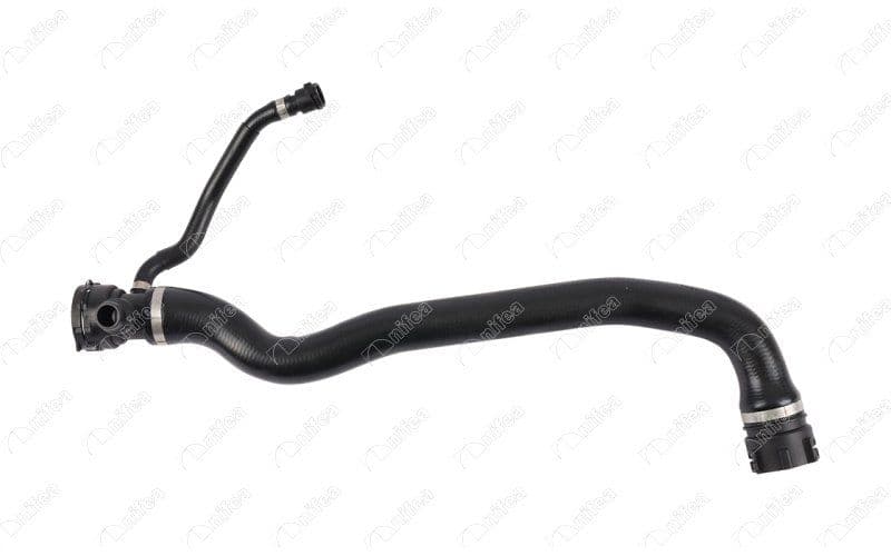 Radyator Hortumu Ust BMW N47 F07 F10 F11 — Foto