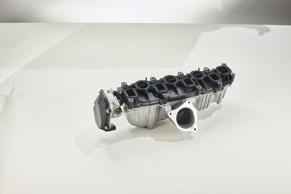Emme Manifold Alüminyum Jetta Passat A3 A4 Superb 2.0 TDI (Cbaa Cbab Cbbb Cbac Cbdc) — Resim