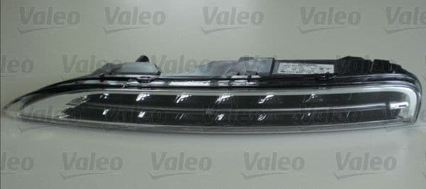 SINYAL(SAĞ) Porsche Cayenne Gündüz ışığı özelliği 2010/07 — Foto